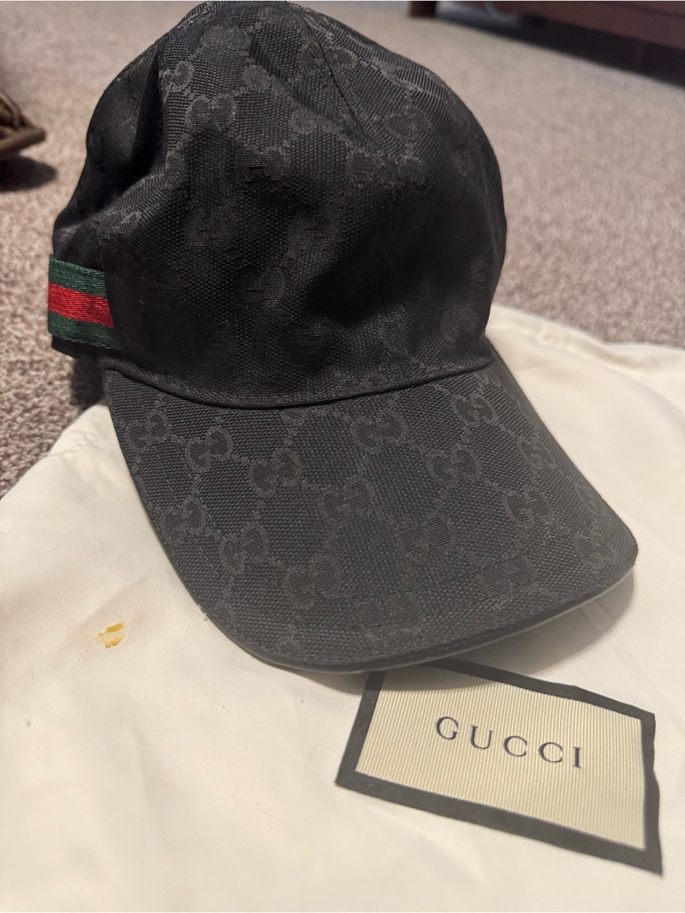 Black Gucci Hat – gently used